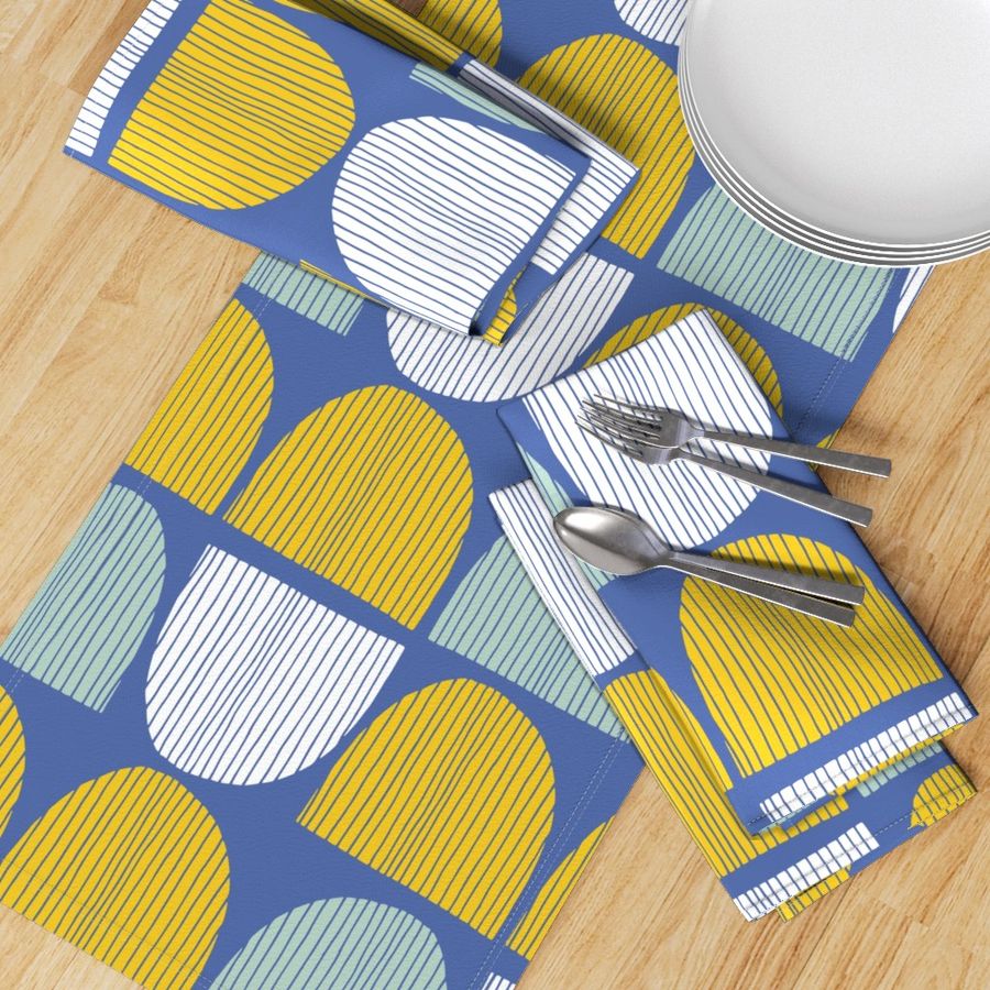 HOME_GOOD_TABLE_RUNNER