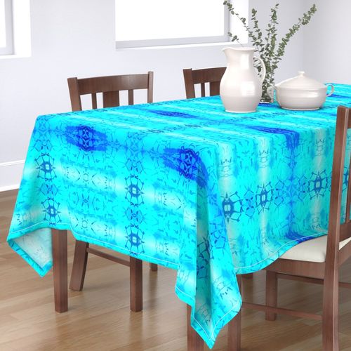 HOME_GOOD_RECTANGULAR_TABLE_CLOTH