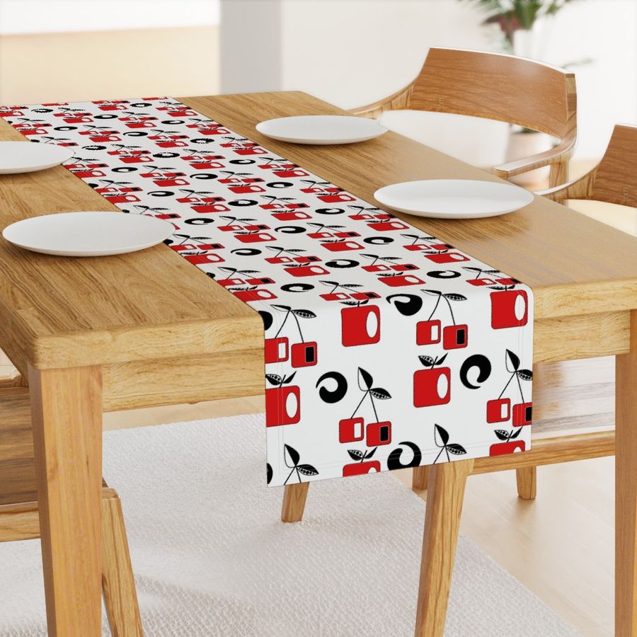 HOME_GOOD_TABLE_RUNNER