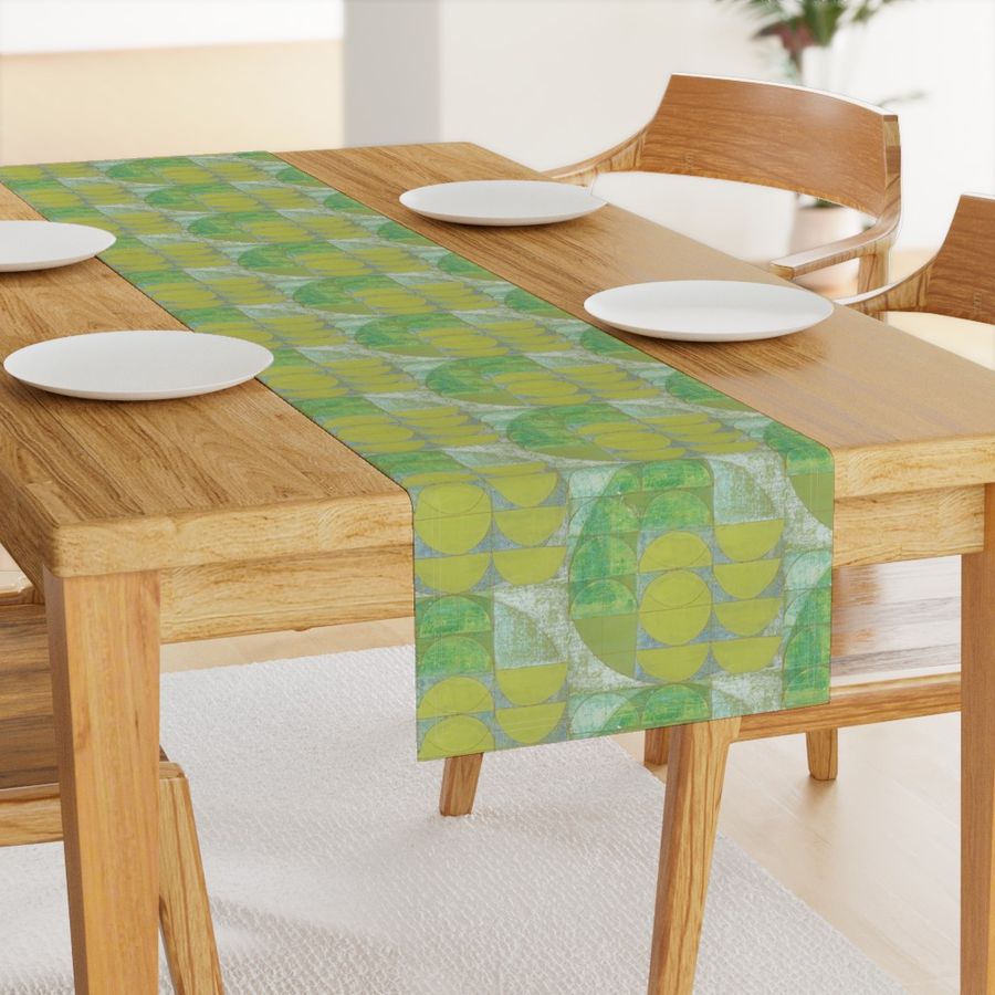 HOME_GOOD_TABLE_RUNNER