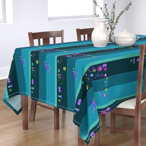 HOME_GOOD_RECTANGULAR_TABLE_CLOTH