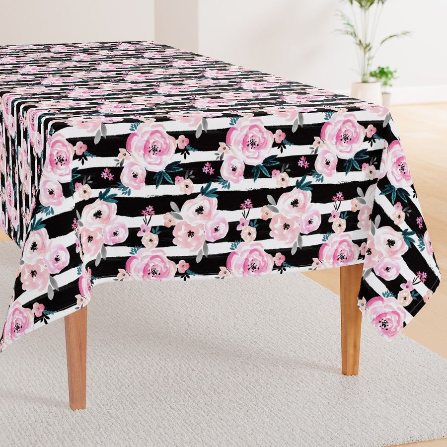 HOME_GOOD_RECTANGULAR_TABLE_CLOTH