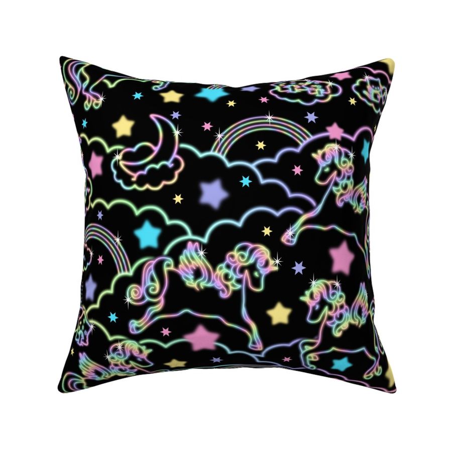 HOME_GOOD_SQUARE_THROW_PILLOW