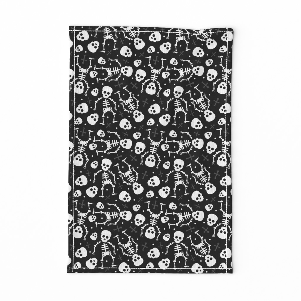 Cool skulls halloween skeleton and mexican dia de muerte kids print black and white