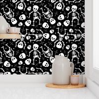 Cool skulls halloween skeleton and mexican dia de muerte kids print black and white