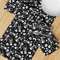 Cool skulls halloween skeleton and mexican dia de muerte kids print black and white