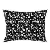 Cool skulls halloween skeleton and mexican dia de muerte kids print black and white