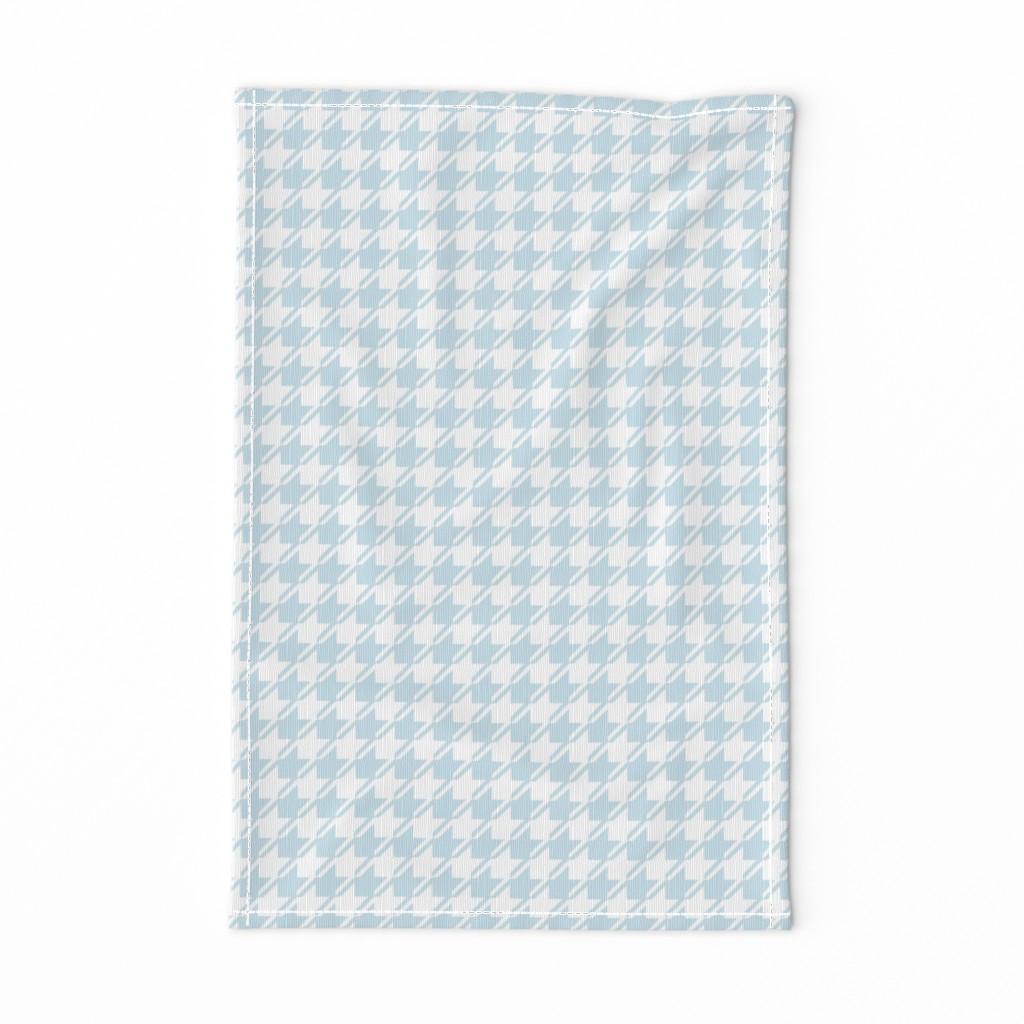 Light blue and white houndstooth | medium