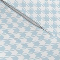 Light blue and white houndstooth | medium