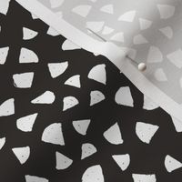 Black and White Triangles 