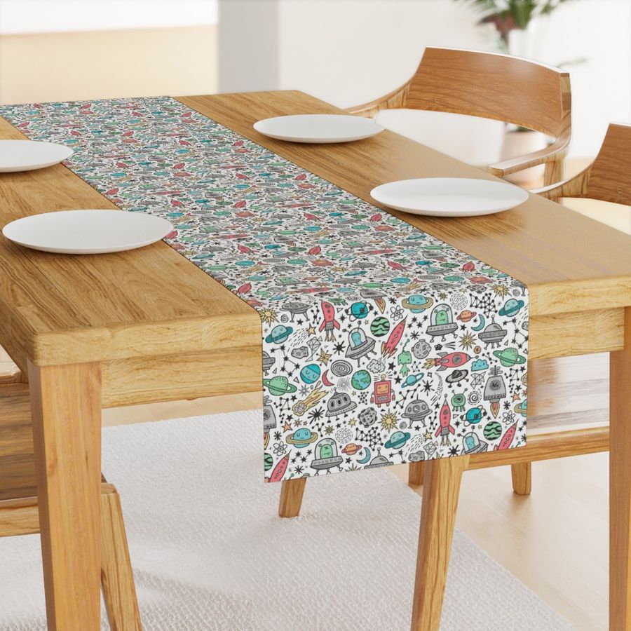 HOME_GOOD_TABLE_RUNNER