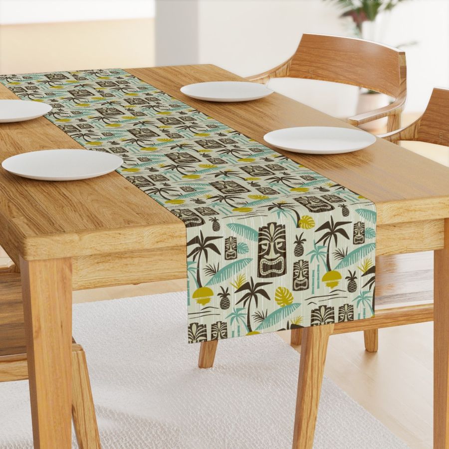 HOME_GOOD_TABLE_RUNNER