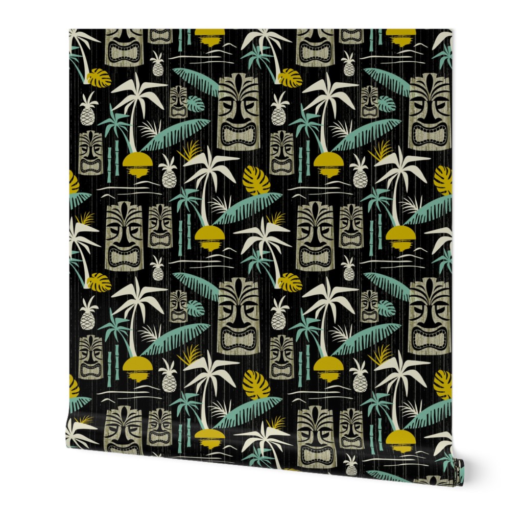 Island Tiki - Black Large