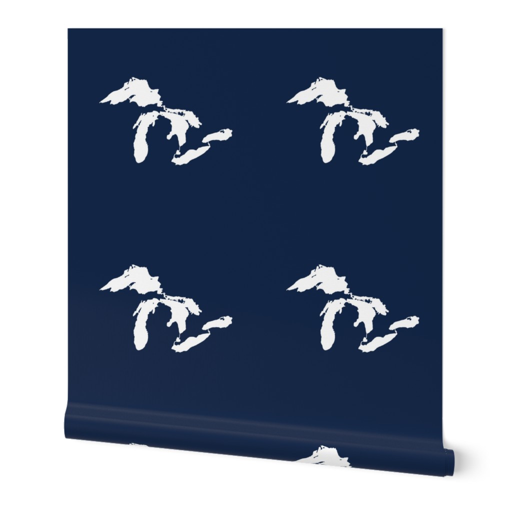 Great Lakes silhouette - 18" white on navy