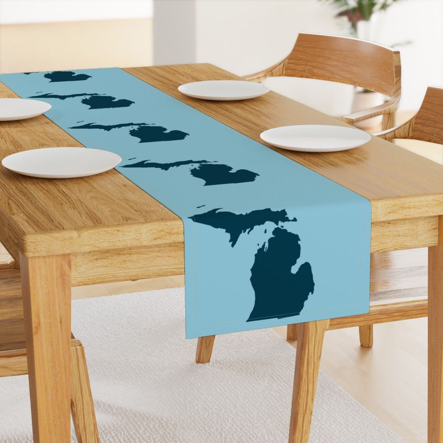 HOME_GOOD_TABLE_RUNNER