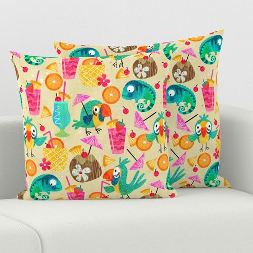 HOME_GOOD_SQUARE_THROW_PILLOW