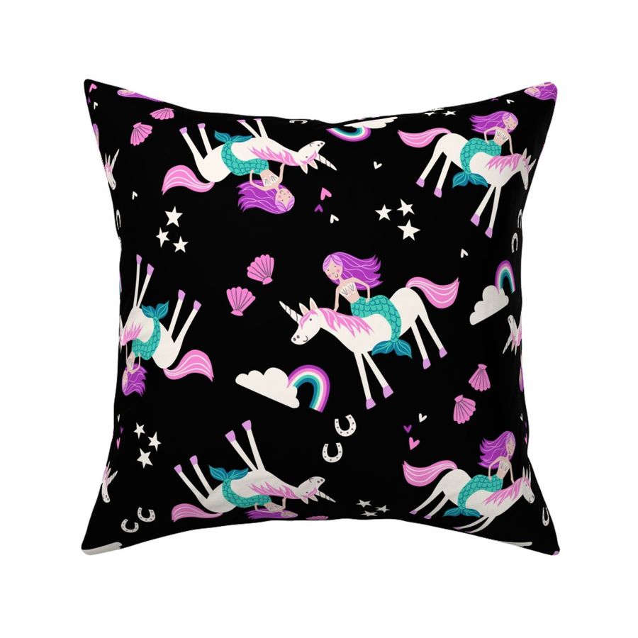 HOME_GOOD_SQUARE_THROW_PILLOW