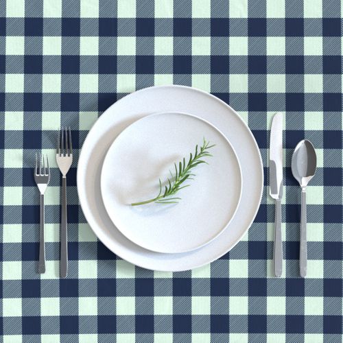 HOME_GOOD_RECTANGULAR_TABLE_CLOTH