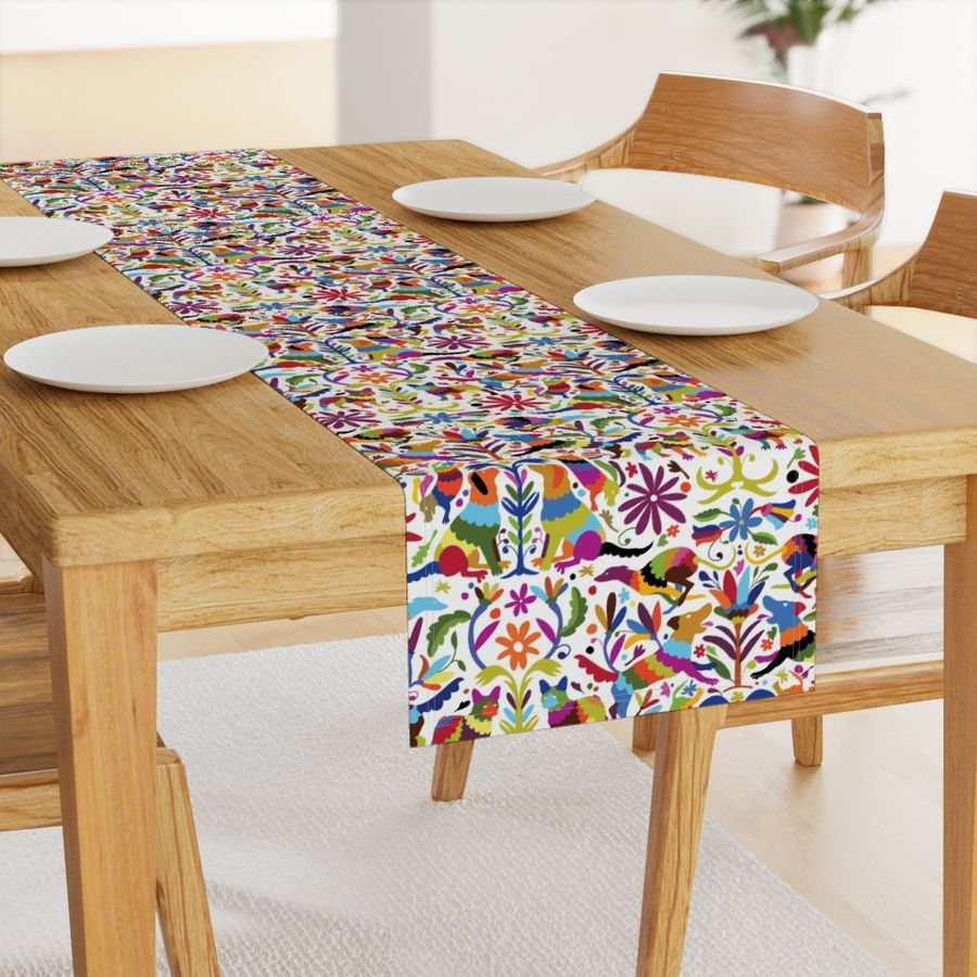 HOME_GOOD_TABLE_RUNNER