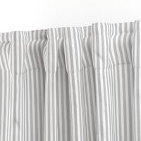 Stripes - soft gray