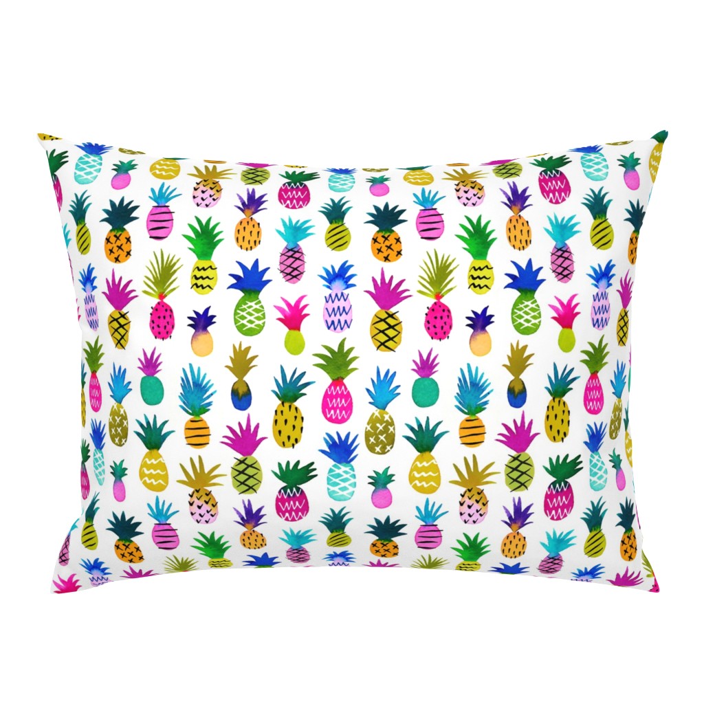 Pineapple Fun / White / Large Scale