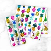 Pineapple Fun / White / Large Scale