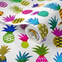 Pineapple Fun / White / Large Scale