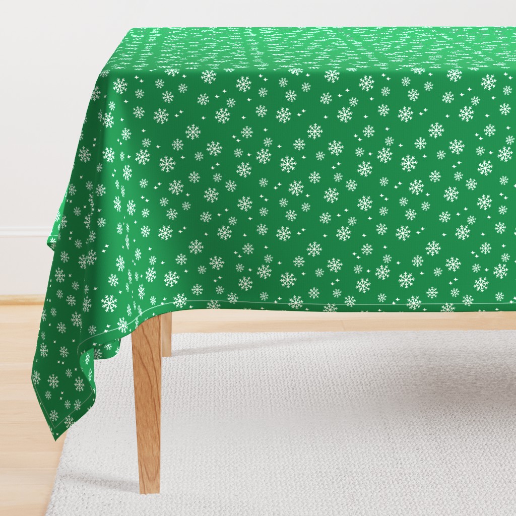 Snowflake christmas minimal pattern med green