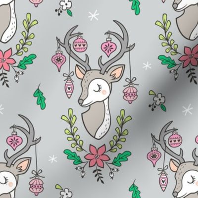 Christmas Deer Head with Ornaments & Floral on Light Grey