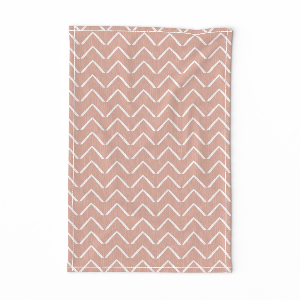 ZigZag Arrows - Deco Coral