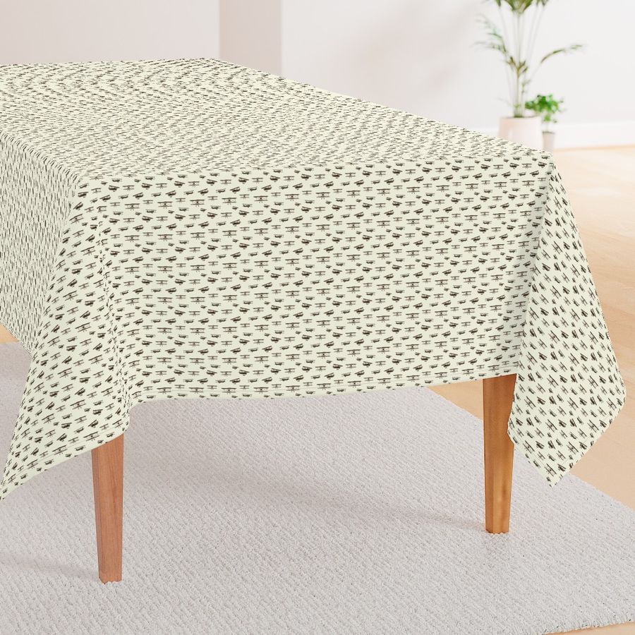 HOME_GOOD_RECTANGULAR_TABLE_CLOTH