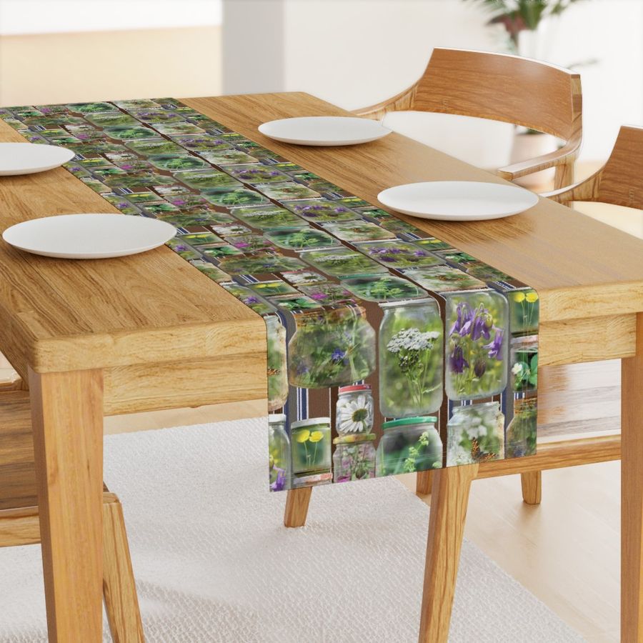 HOME_GOOD_TABLE_RUNNER