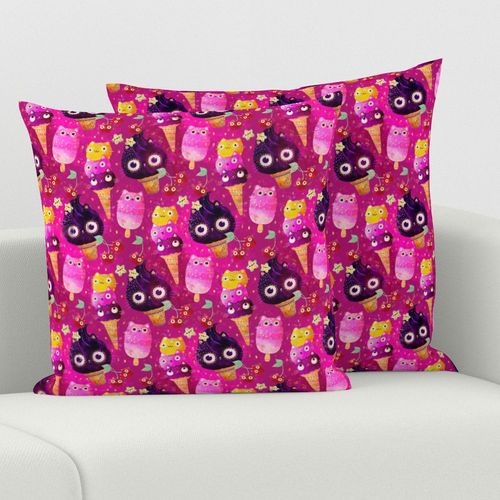 HOME_GOOD_SQUARE_THROW_PILLOW