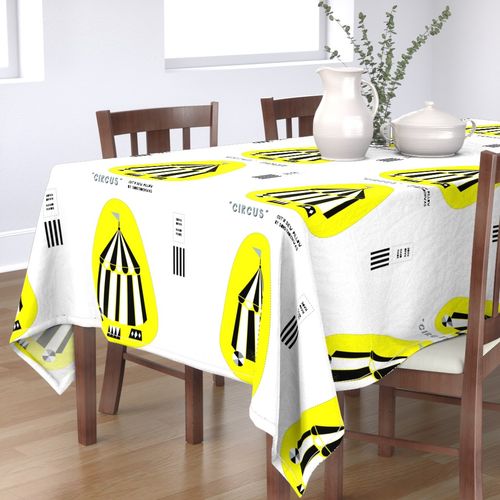 HOME_GOOD_RECTANGULAR_TABLE_CLOTH