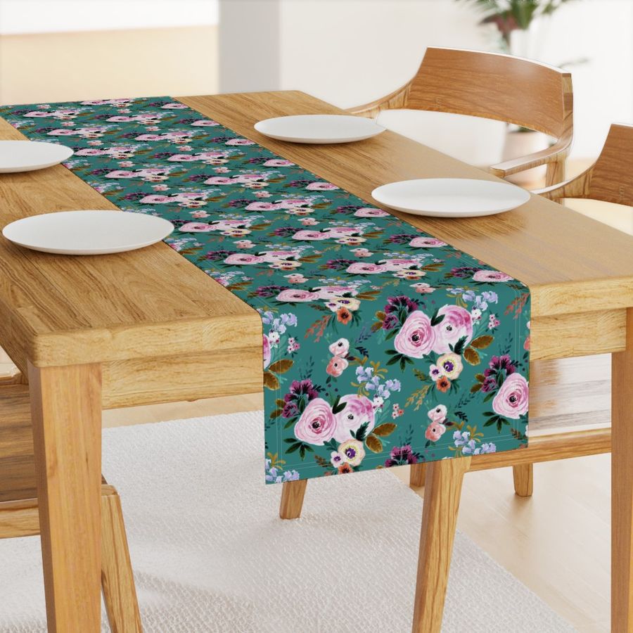 HOME_GOOD_TABLE_RUNNER