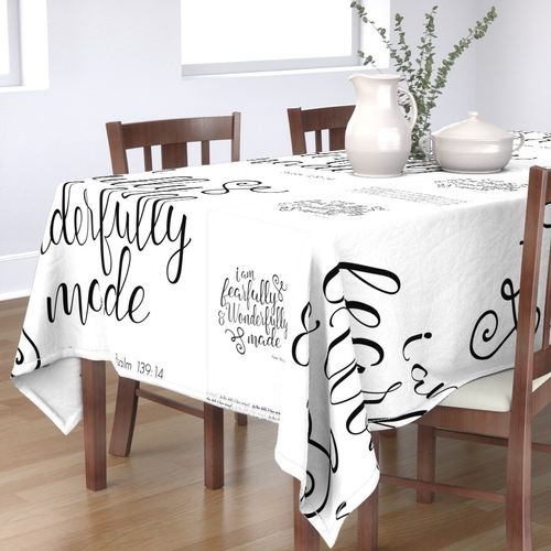 HOME_GOOD_RECTANGULAR_TABLE_CLOTH