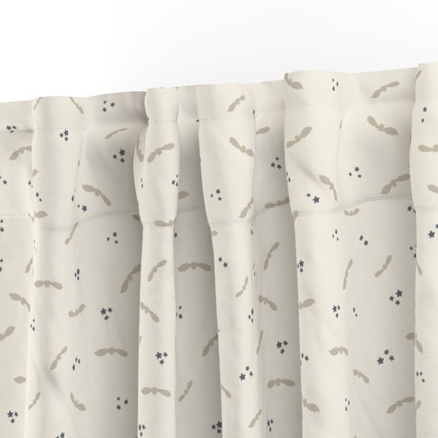 HOME_GOOD_CURTAIN_PANEL