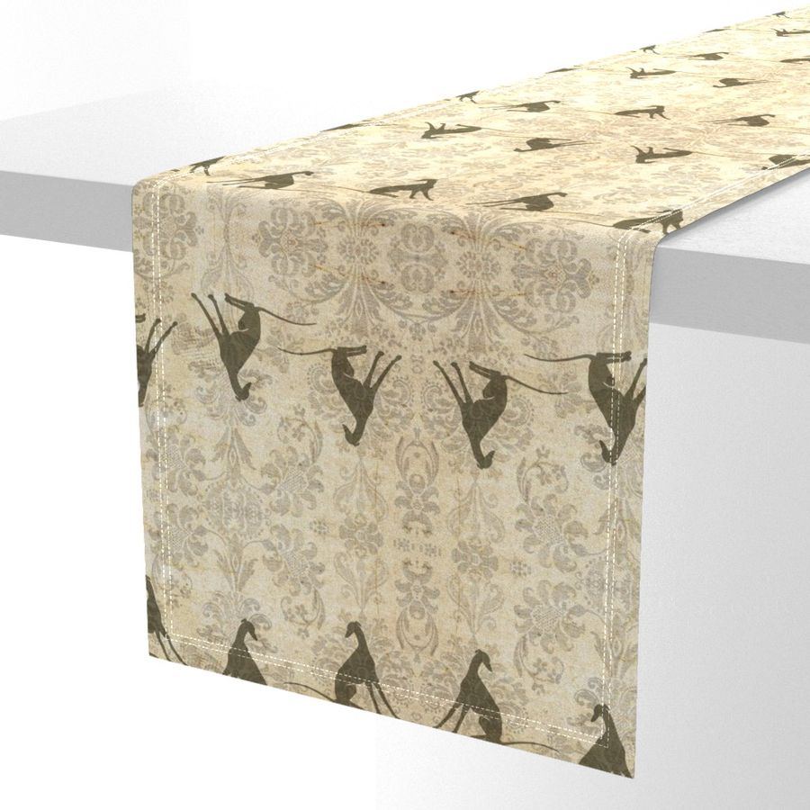 HOME_GOOD_TABLE_RUNNER