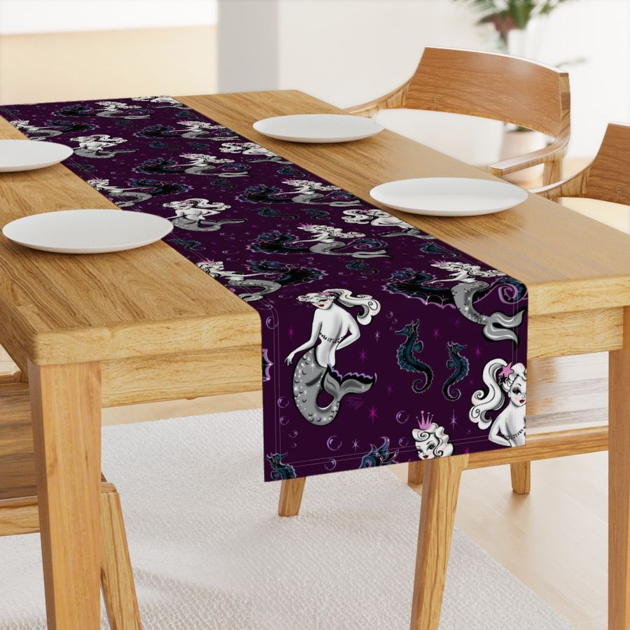 HOME_GOOD_TABLE_RUNNER