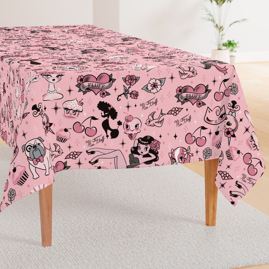 HOME_GOOD_RECTANGULAR_TABLE_CLOTH