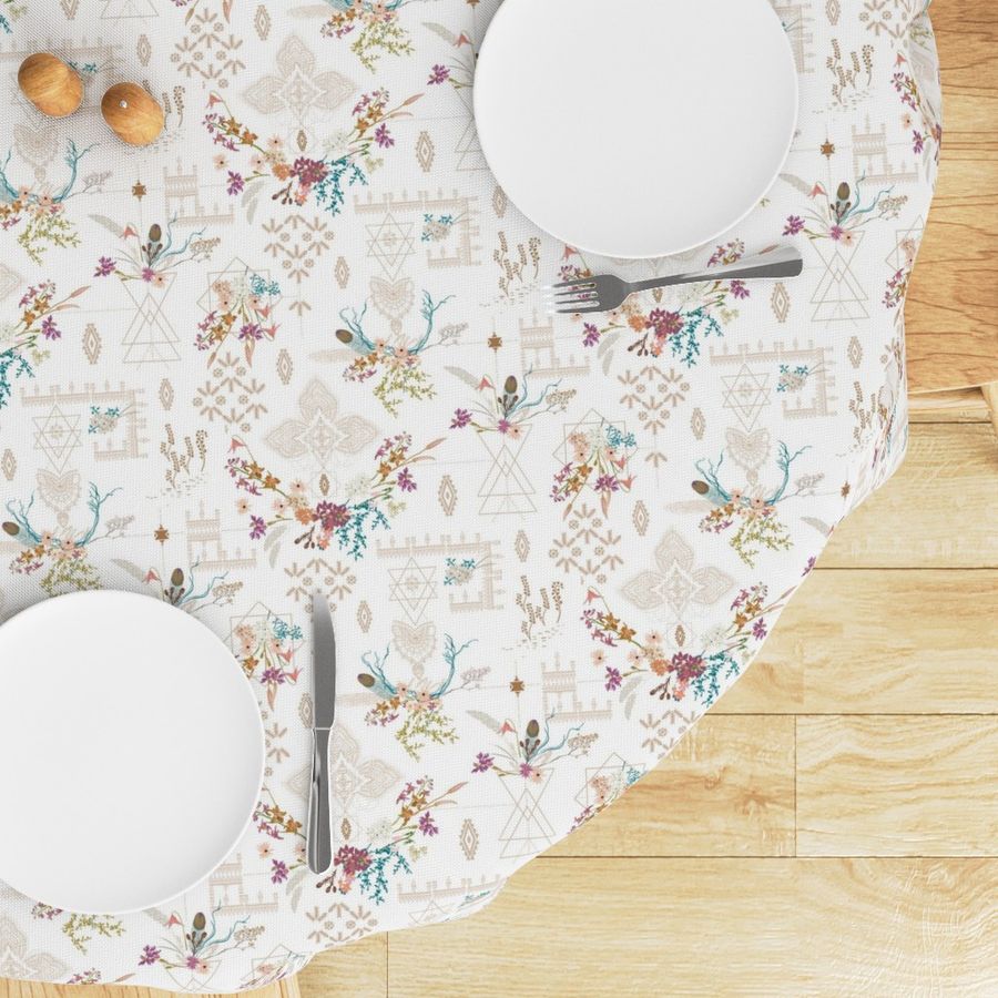 HOME_GOOD_ROUND_TABLE_CLOTH