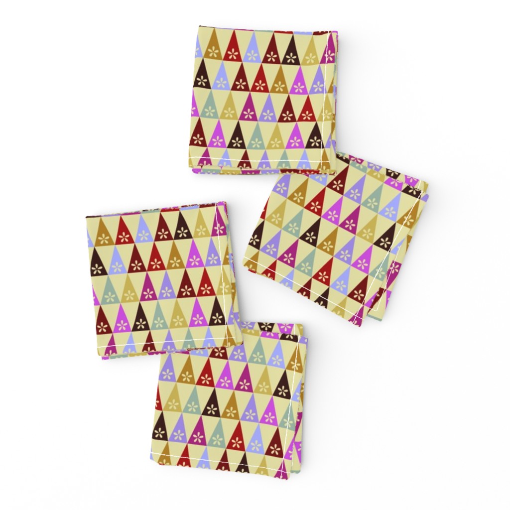 Carnival Flower Triangles - Cream