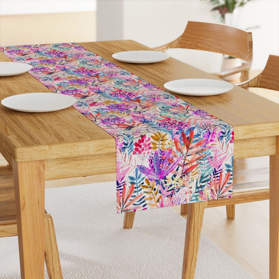 HOME_GOOD_TABLE_RUNNER