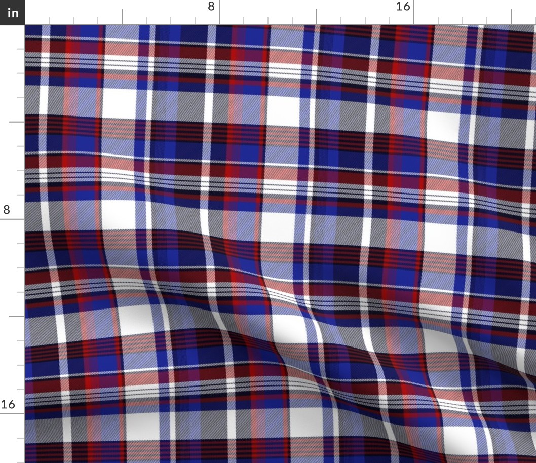 Quebec asymmetrical tartan - 6 x 4.75"