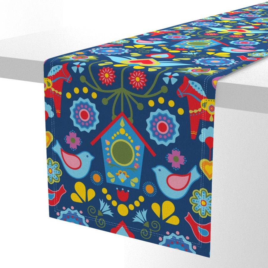 HOME_GOOD_TABLE_RUNNER