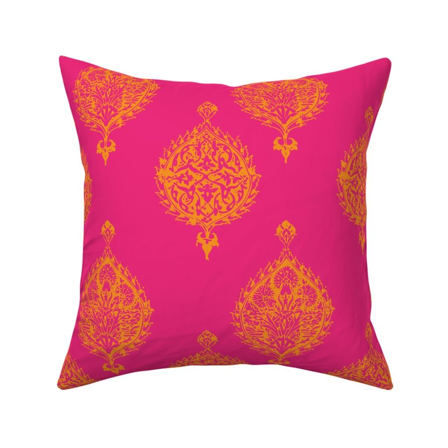 HOME_GOOD_SQUARE_THROW_PILLOW