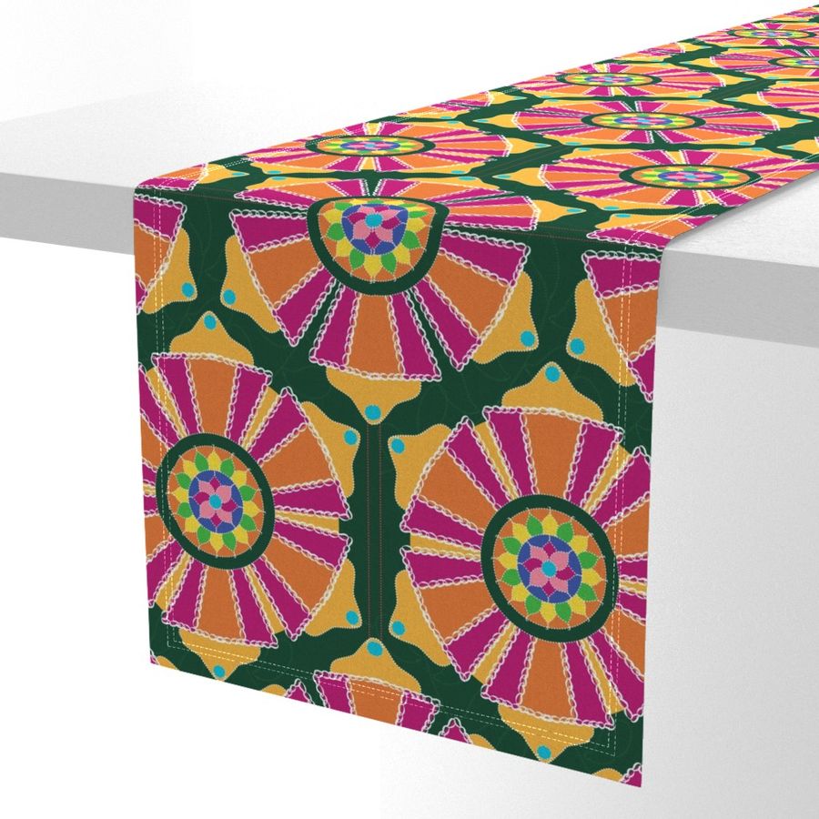 HOME_GOOD_TABLE_RUNNER