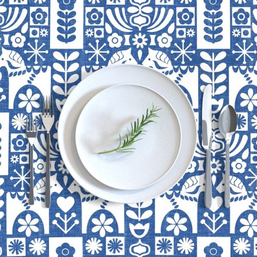 HOME_GOOD_RECTANGULAR_TABLE_CLOTH