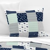 Northern Lights Patchwork - Moose with grey linen