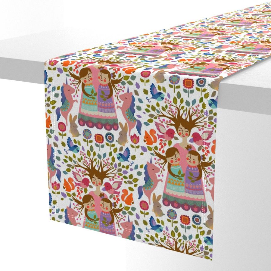 HOME_GOOD_TABLE_RUNNER